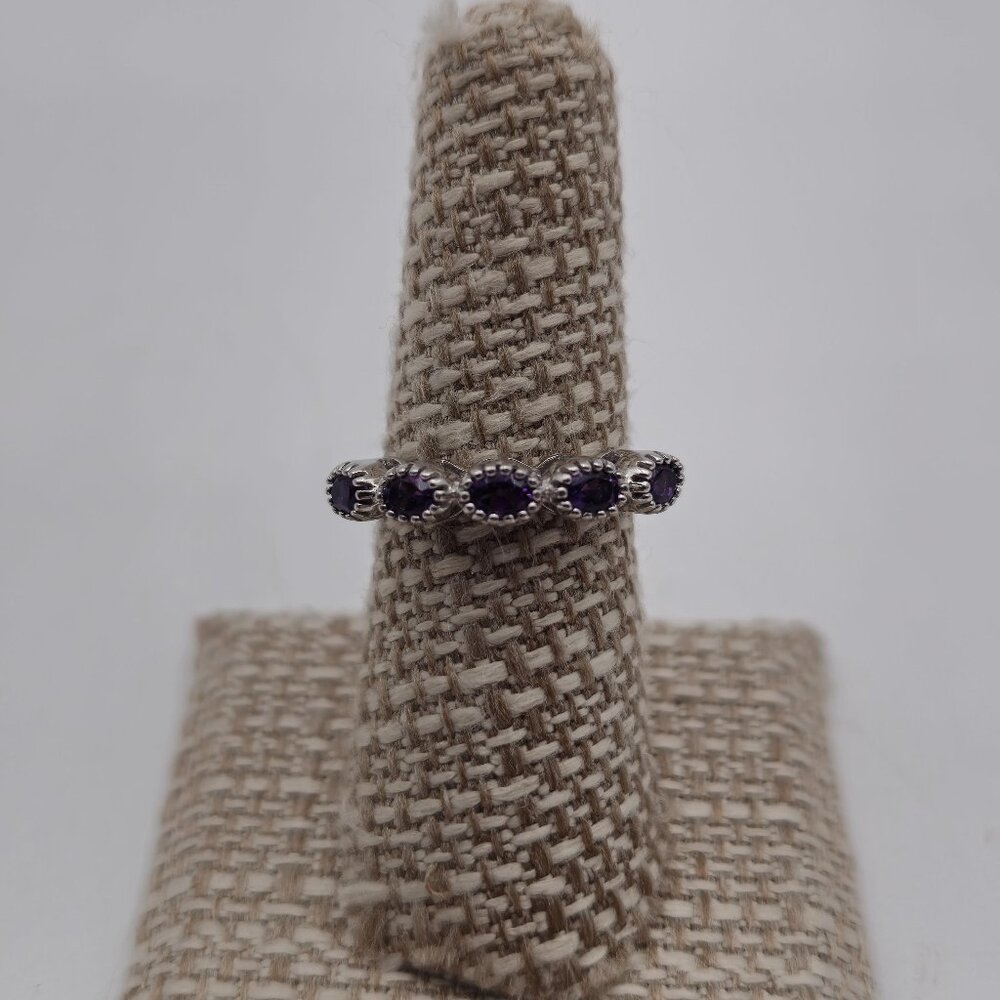 Size 7 Sterling Silver Stunning Multiple Amethyst Gems Ring A3699